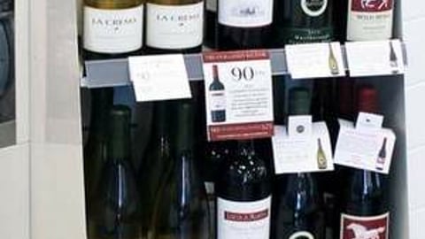7-Eleven 'Fine Wines' Floorstand